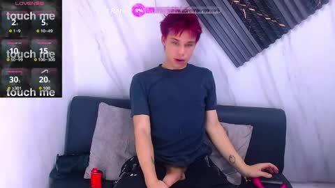 liam_york online show from 04/23/26, 02:35