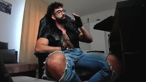 Liam online show from 02/28/26, 07:20