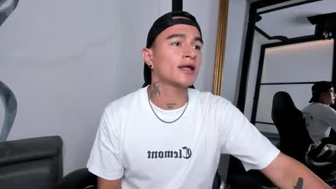 LiamDeep online show from 10/04/25, 06:39