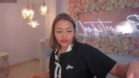 Liam online show from 04/20/26, 11:46