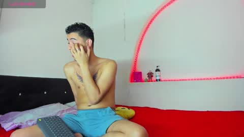 Snapshot of liammendoza98 chatting on 11/19/25, 07:03 LIAM KAI online show from 11/19/25, 07:03