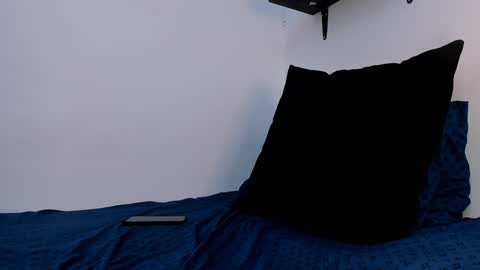 liam online show from 01/08/25, 01:21