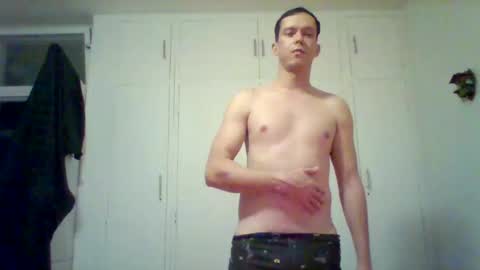 Snapshot of liamrosezn chatting on 12/03/24, 08:06 LiamRose online show from 12/03/24, 08:06