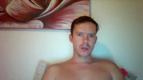 Snapshot of liamrosezn chatting on 01/06/25, 08:39 LiamRose online show from 01/06/25, 08:39