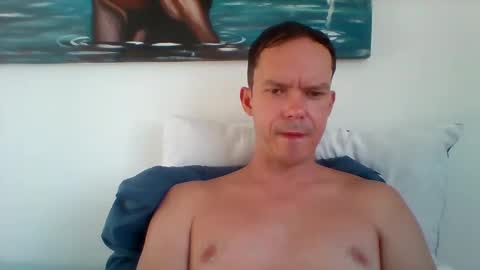 Snapshot of liamrosezn chatting on 01/24/25, 04:48 LiamRose online show from 01/24/25, 04:48