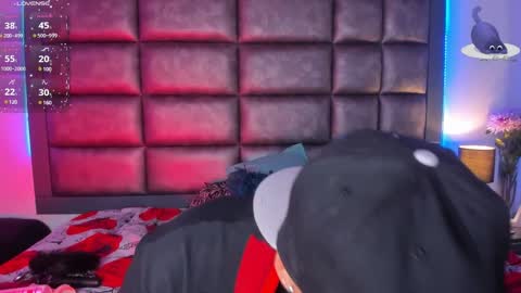 Liam  online show from 12/01/24, 07:47