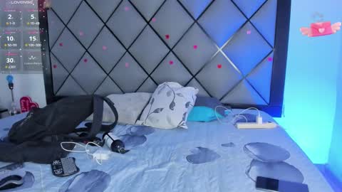 Liam  online show from 03/03/25, 08:00