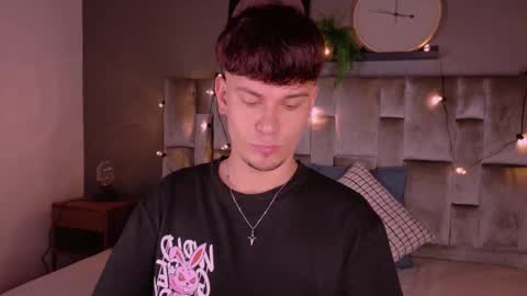 Liam Thunder online show from 10/27/25, 03:10