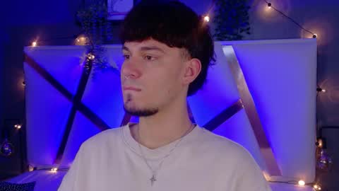 Liam Thunder online show from 11/21/25, 03:16