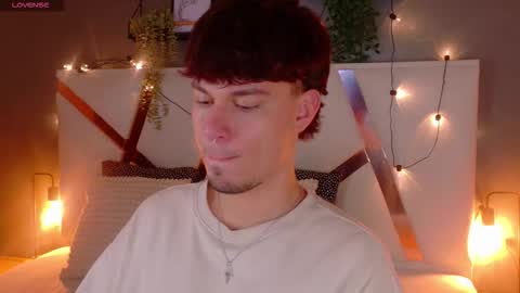 Liam Thunder online show from 11/25/25, 02:55