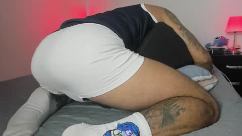 Snapshot of liamtrevor chatting on 10/21/25, 12:11 liamtrevor online show from 10/21/25, 12:11