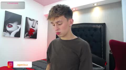 liam online show from 03/04/26, 05:13