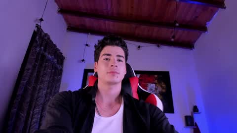 Snapshot of liamwyatt_ chatting on 12/03/24, 07:10 liamwyatt_ online show from 12/03/24, 07:10