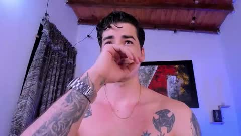 Snapshot of liamwyatt_ chatting on 09/21/25, 03:19 liamwyatt_ online show from 09/21/25, 03:19