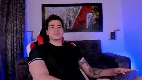 Snapshot of liamwyatt_ chatting on 05/01/26, 03:11 liamwyatt_ online show from 05/01/26, 03:11