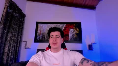 Snapshot of liamwyatt_ chatting on 05/23/26, 09:35 liamwyatt_ online show from 05/23/26, 09:35