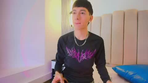 lian_cameron online show from 04/27/26, 03:48