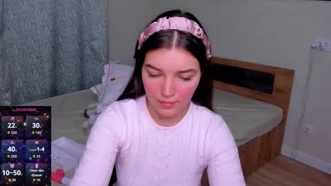 liana_8 online show from 01/08/26, 02:30