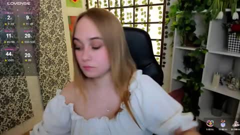 Liana online show from 03/09/25, 05:22