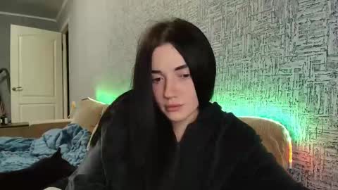 liana_diva online show from 11/21/25, 08:51