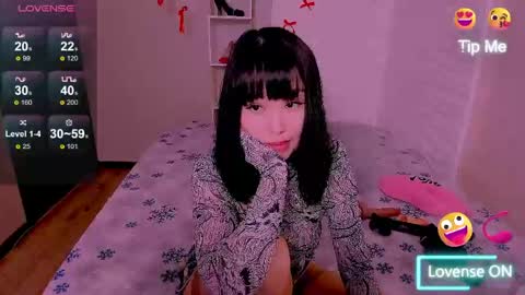 Liana online show from 04/23/26, 11:42