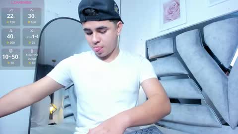 lianfox_ online show from 02/04/26, 12:33