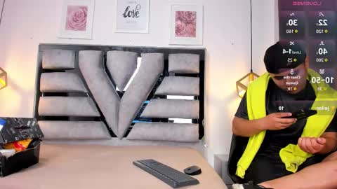 lianfox_ online show from 03/12/26, 01:01