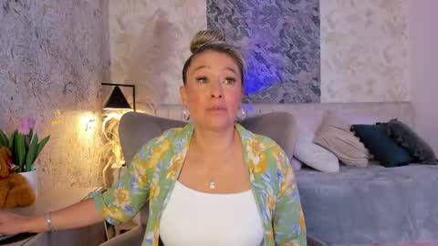 Lian online show from 03/16/26, 07:29