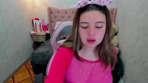 Snapshot of lianngrace chatting on 01/14/26, 12:11 Grace online show from 01/14/26, 12:11