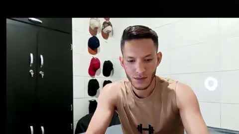 liano_sexy08 online show from 09/23/25, 02:03