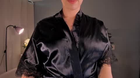 Lia online show from 02/19/26, 02:02