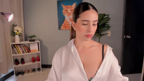 Lia online show from 04/06/26, 01:12