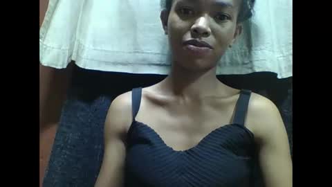 liaraisha online show from 10/12/25, 07:51