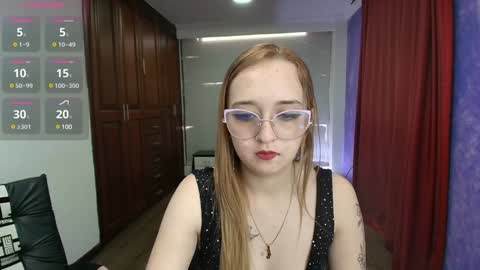 Lia Roberts online show from 12/13/24, 08:15