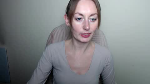 Lia online show from 04/09/26, 12:54