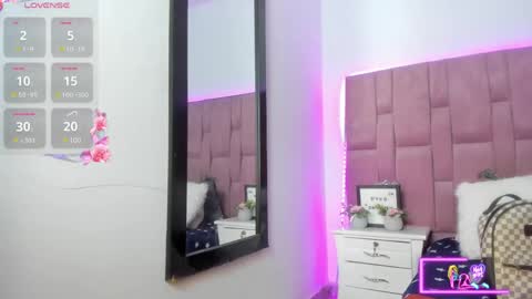 Snapshot of liat_vega chatting on 05/15/26, 11:45 Lyath Vega online show from 05/15/26, 11:45