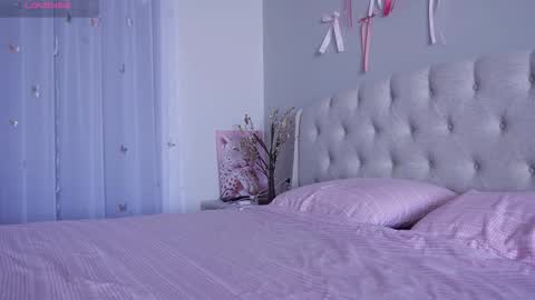 Lia online show from 03/27/26, 02:39