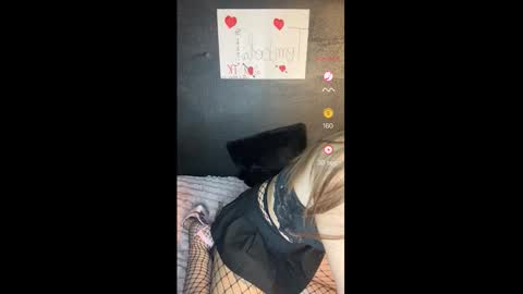 Lib ertine32 online show from 02/10/26, 07:56