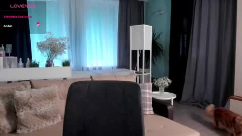 Snapshot of libby_nora chatting on 01/12/25, 12:12 Libby online show from 01/12/25, 12:12