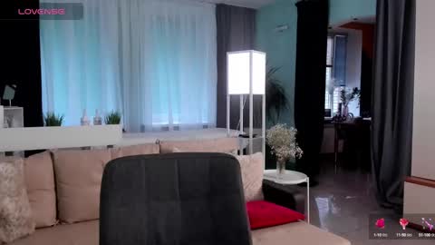 Snapshot of libby_nora chatting on 01/24/25, 12:52 Libby online show from 01/24/25, 12:52