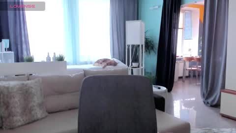 Snapshot of libby_nora chatting on 03/12/25, 11:31 Libby online show from 03/12/25, 11:31