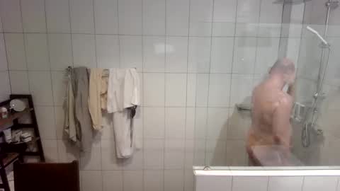 Snapshot of libertarians1972 chatting on 10/19/25, 03:45 Cockcentric online show from 10/19/25, 03:45