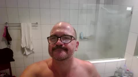 Snapshot of libertarians1972 chatting on 11/01/25, 03:47 Cockcentric online show from 11/01/25, 03:47