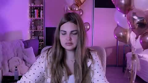 Snapshot of libra_mia chatting on 10/06/25, 03:15 libra_mia online show from 10/06/25, 03:15