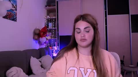 Snapshot of libra_mia chatting on 11/10/25, 07:13 libra_mia online show from 11/10/25, 07:13