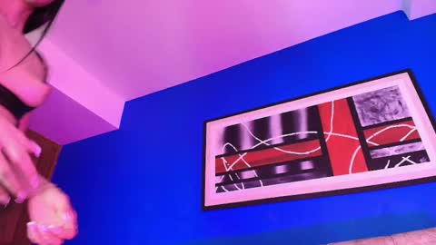 Valentina Hall online show from 11/27/25, 11:56