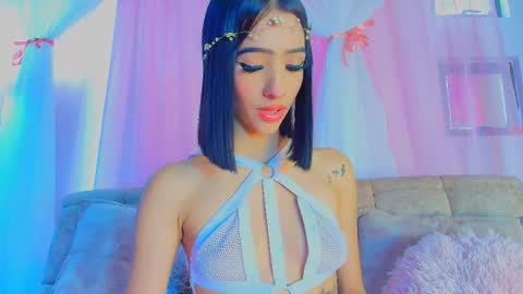 Valentina Hall online show from 03/18/26, 01:58