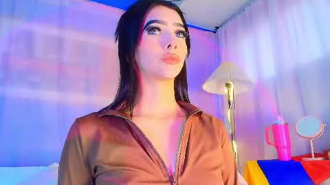 Snapshot of liccy_hall chatting on 06/19/26, 11:47 Valentina Hall online show from 06/19/26, 11:47