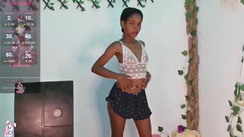 lucia online show from 03/10/25, 12:51