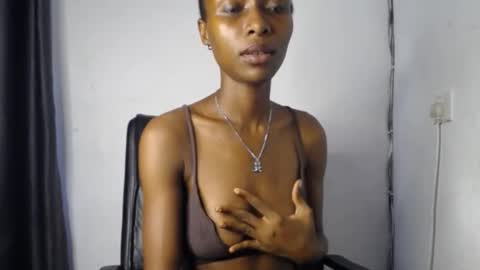 Juicy pinkpussy online show from 01/06/26, 09:24